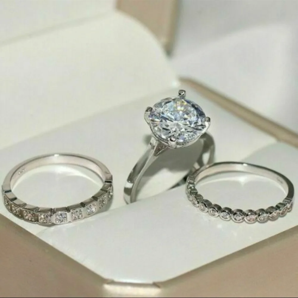 Elegant 14 kt white gold 4.56 lab grown diamonds 3 ring set - Picture 2 of 4